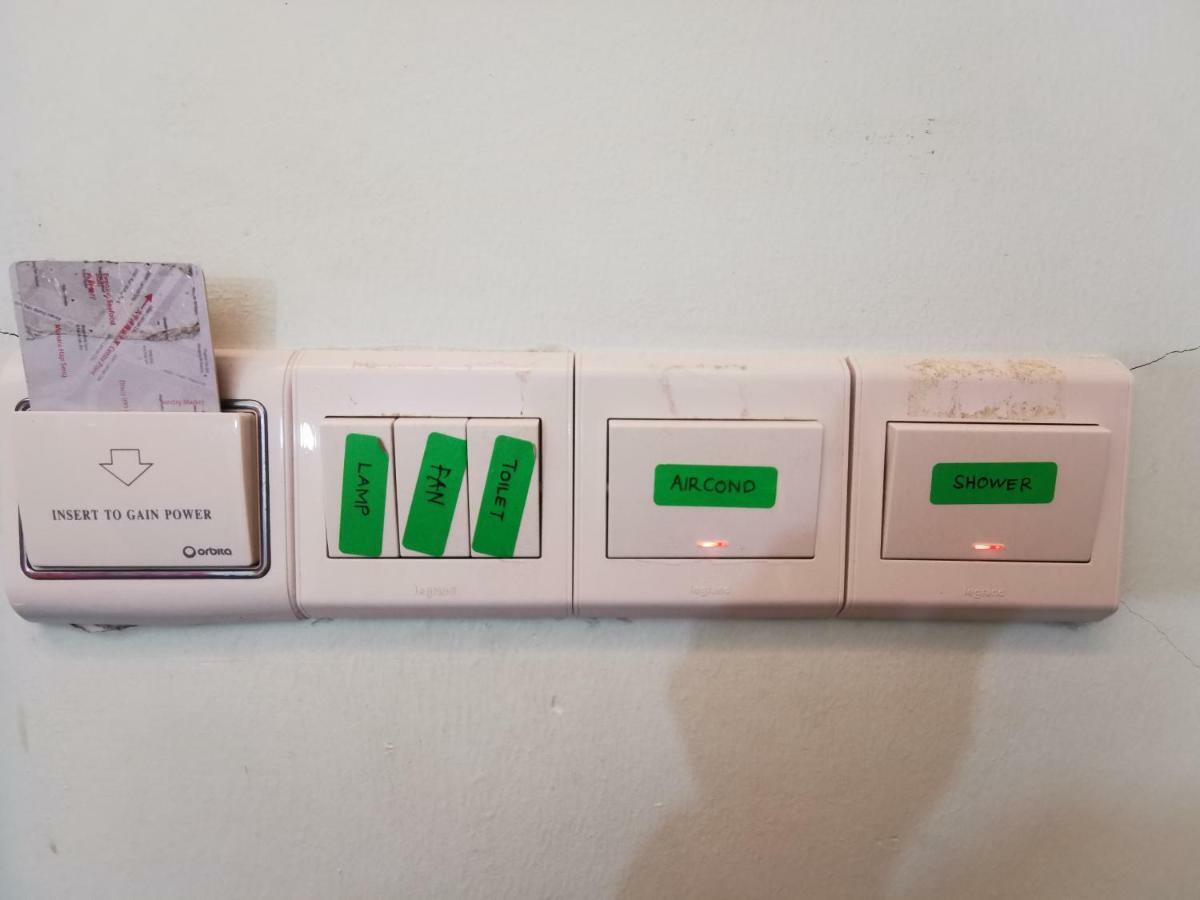 Halo Hostel Kota Kinabalu Eksteriør billede