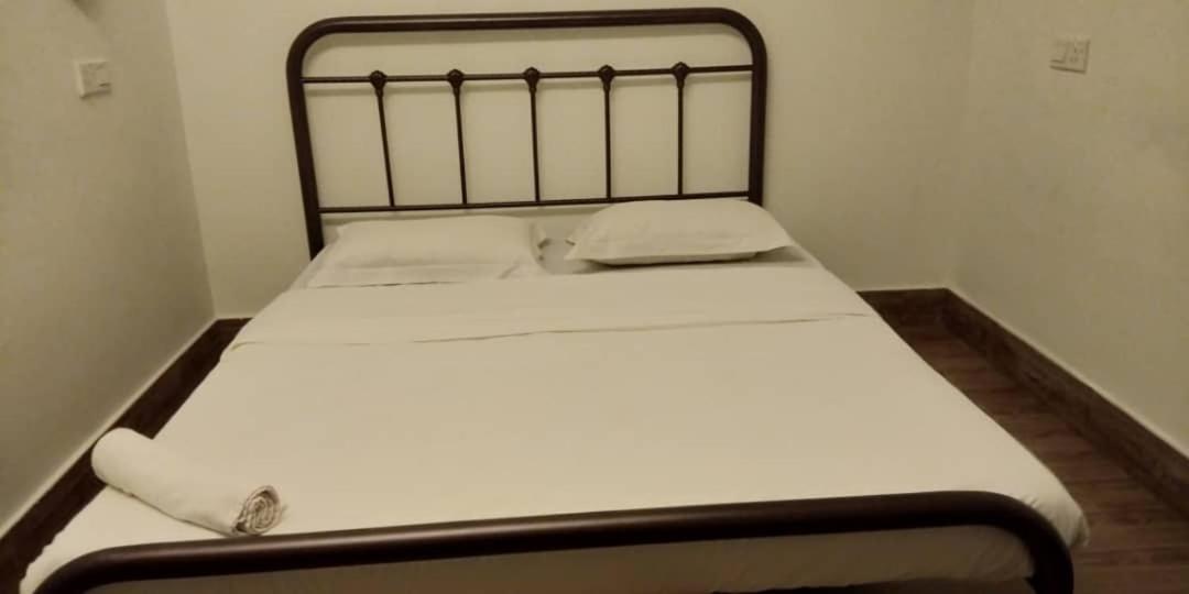 Halo Hostel Kota Kinabalu Eksteriør billede
